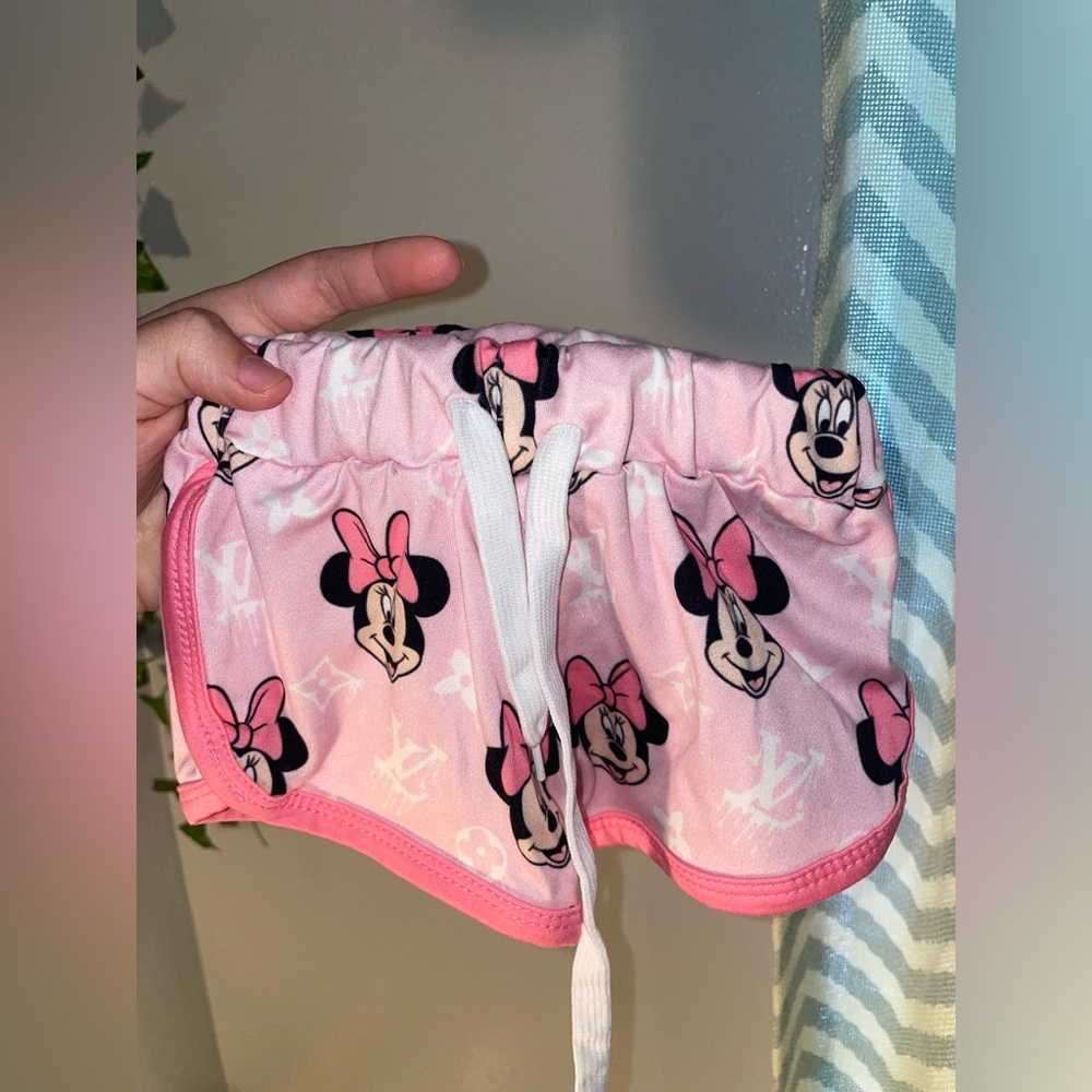 Louis Vuitton Minnie Mouse shorts